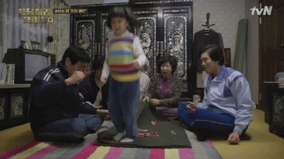 [응답하라1988] 응팔의 핵귀요미 담당 진주 - 11화.gif 데이터주의 | 인스티즈