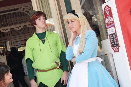 동화같은 디즈니랜드 피터팬 캐스트들.JPG | 인스티즈