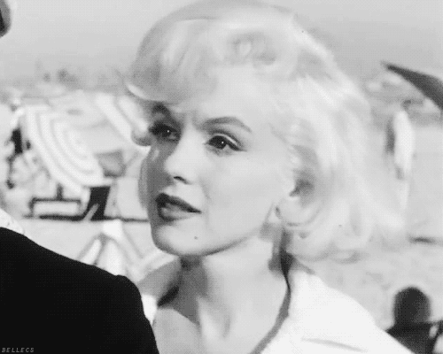 우아한 지성미 오드리 헵번 vs 나른한 섹시미 마릴린 먼로 | 인스티즈