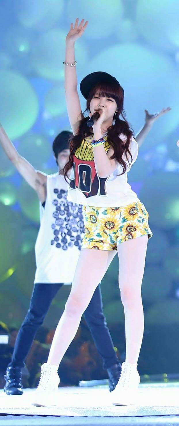 걸스데이 다리 미인 두 명 | 인스티즈