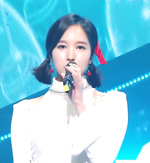 트와이스에서 분위기+비주얼 최고존엄 멤버.gif | 인스티즈