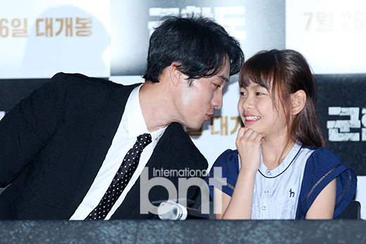 [소지섭외] 주먹인사 실패ㅋㅋㅋㅋㅋㅋㅋ | 인스티즈