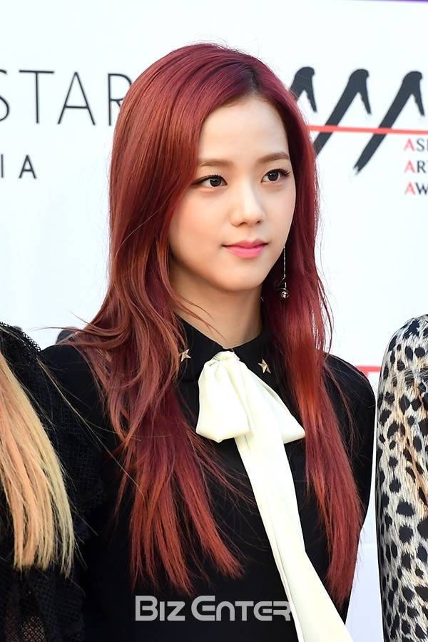 왠만한 남자의 고백은 다 씹어버릴거 같은 차가운 도시 여자.jpg | 인스티즈