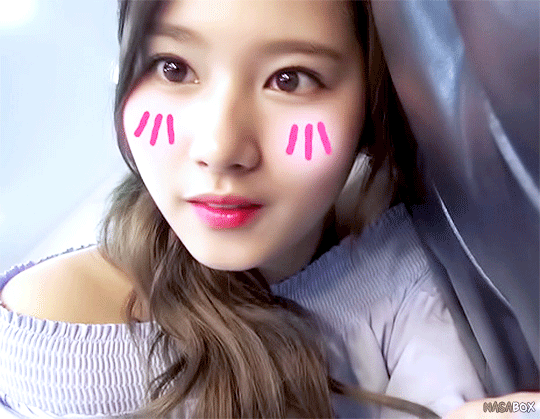 트와이스 사나 화장품 cf 메이킹 | 인스티즈