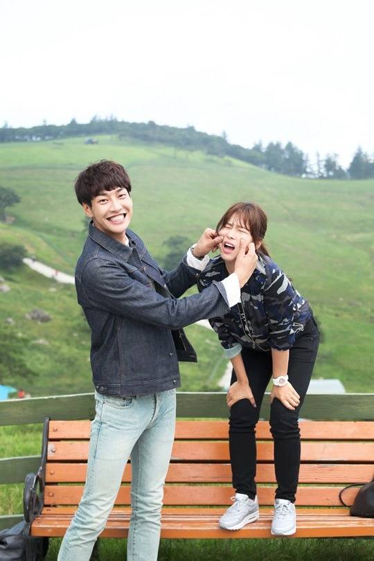 남자들은 왜 촌스럽고, 풋풋한 여자를 좋아할까? jpg | 인스티즈