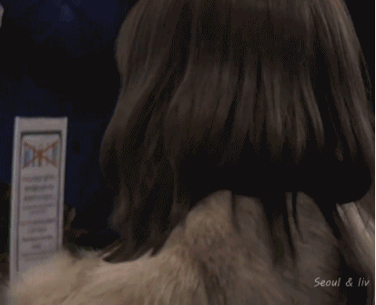 171128 일본으로 출국하는 트와이스 gif | 인스티즈