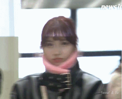 171128 일본으로 출국하는 트와이스 gif | 인스티즈
