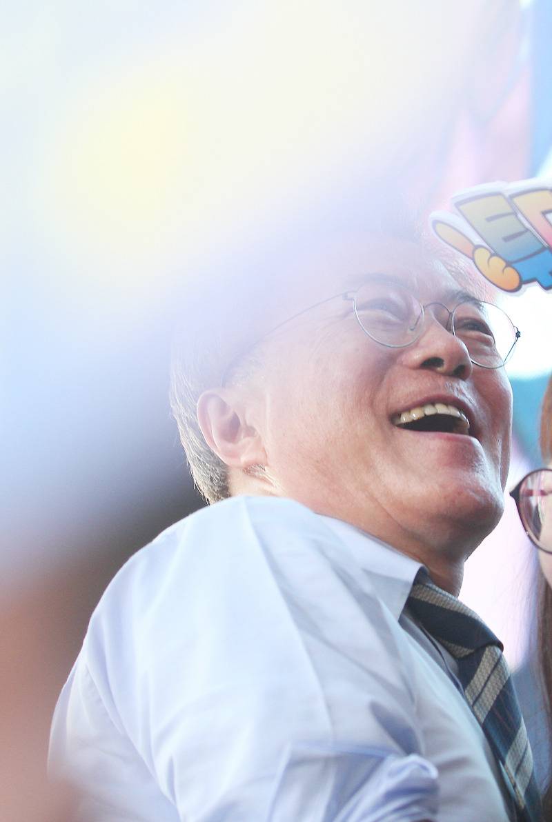 [문재인] 신촌에서 찍은 잘생긴 이니라오 | 인스티즈