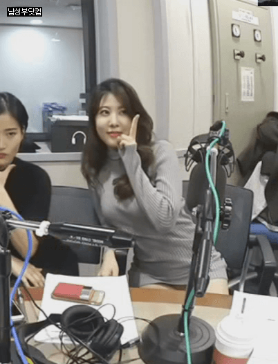 맥심 에디터 몸매 클라스.gif | 인스티즈