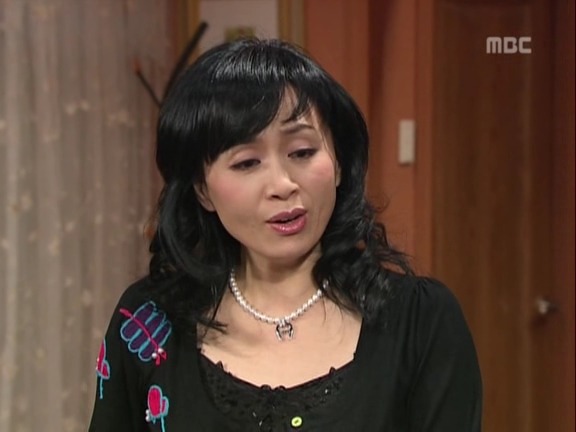 [거침없이하이킥] 가사도우미한테 미안해서 일을 못시키는 문희ㅠㅠ.jpg | 인스티즈