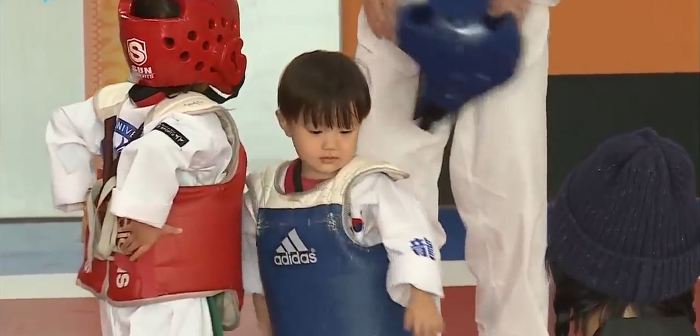 [오마이베이비] 누나랑 싸우기 싫은 태오 (feat. 누나지킴이) | 인스티즈