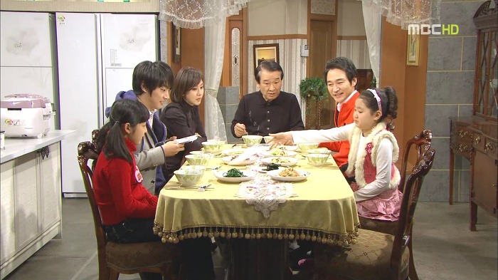 [지붕뚫고하이킥] 해줄 수 있는게 이거 밖에 없어서(준혁이 생일).jpg | 인스티즈