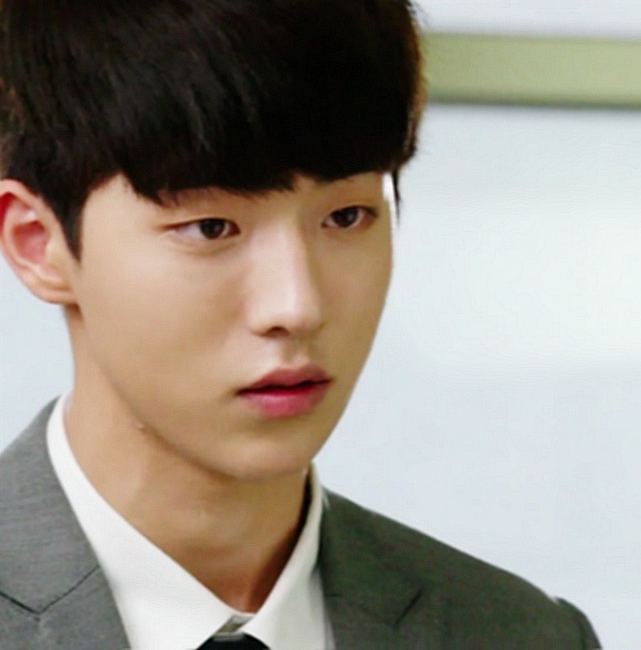 나이 어린 여자들이 전형적으로 좋아하는 남자 외모.jpg | 인스티즈