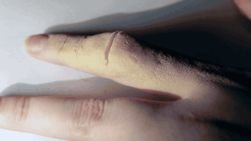 잘린 손가락 특수분장.gif | 인스티즈