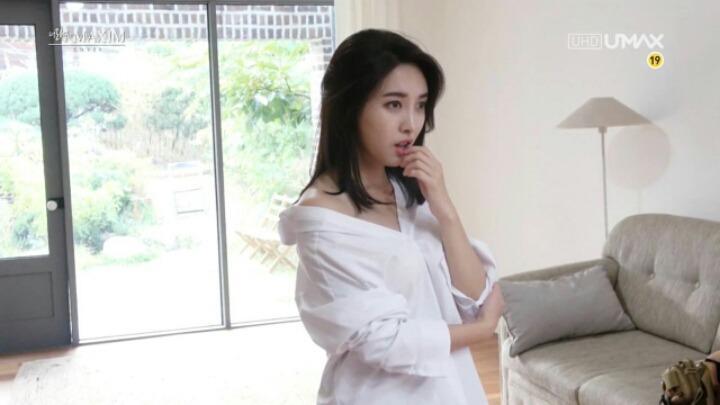 맥심 홍재경 아나운서 | 인스티즈