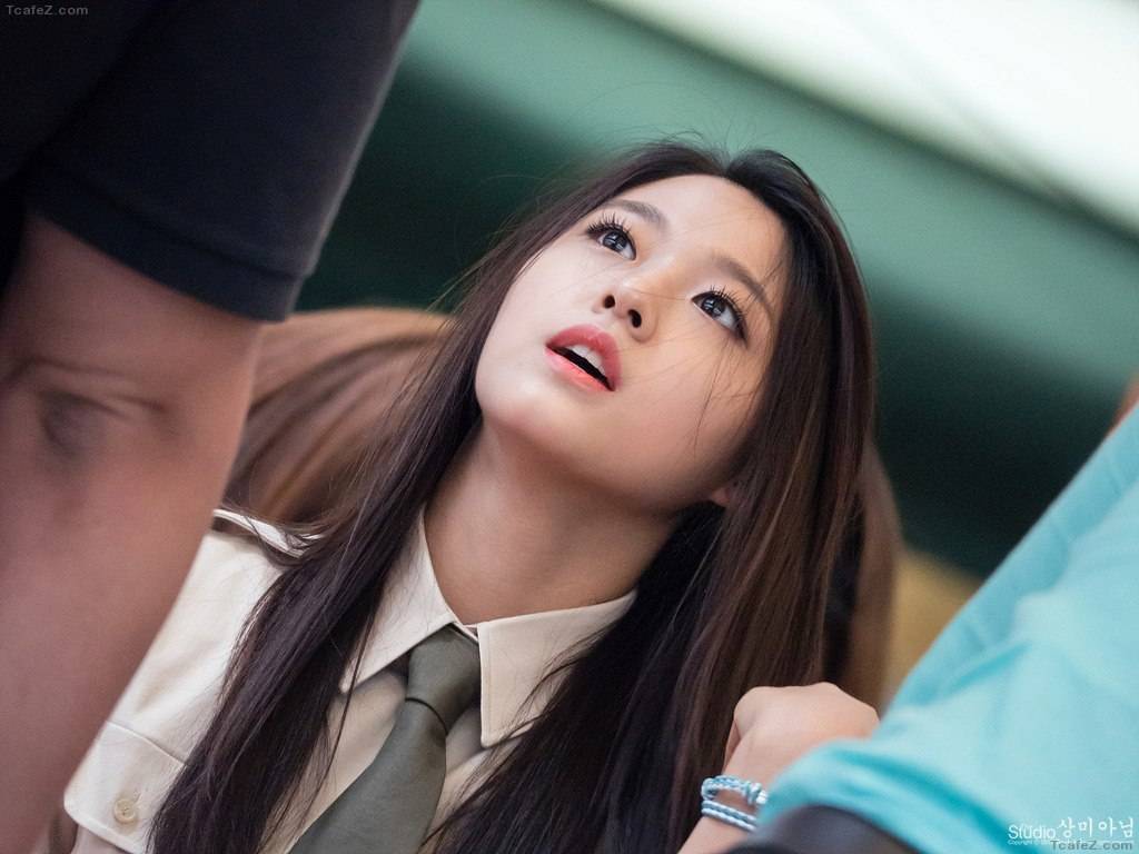 갓설현 | 인스티즈