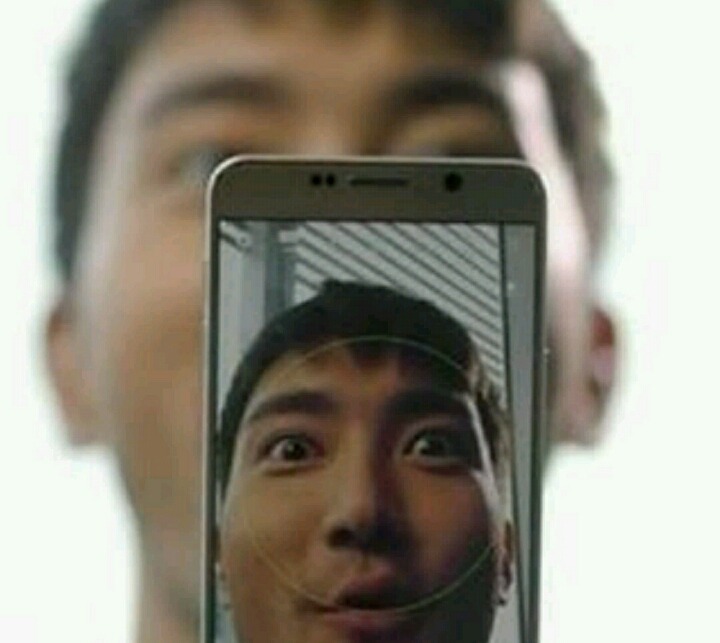 이제 얼굴만봐도 웃긴 배우ㅋㅋㅋㅋㅋㅋㅋㅋㄱㅋㅋㅋ | 인스티즈