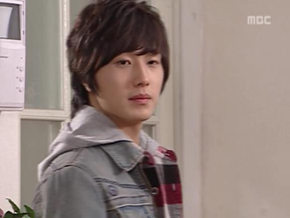 [거침없이하이킥] 10살 위도 커버 가능한 윤호.jpg | 인스티즈