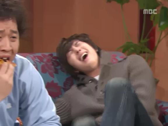 [거침없이하이킥] 멍청해서 지 돈도 못찾는 윤호 ㅋㅋㅋㅋㅋㅋㅋ.jpg | 인스티즈