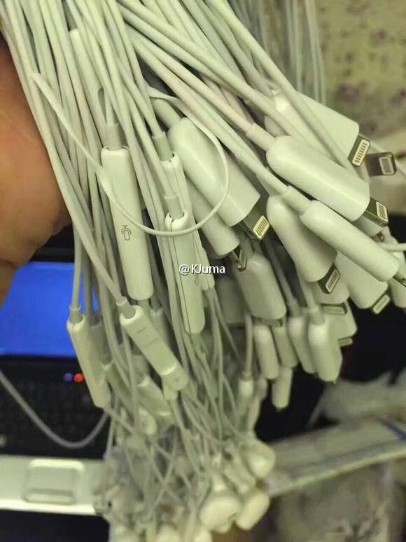 차세대 아이폰 이어폰이라고 돌고 있는 사진 | 인스티즈