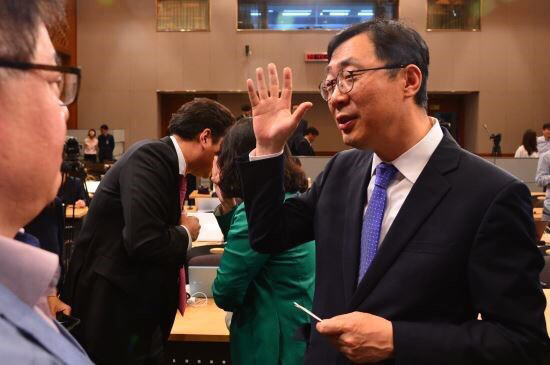 대통령 이니의 든든한 조력자들 jpg | 인스티즈