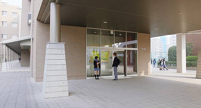 [늑대소녀와흑왕자] 남주가 쓰레기라 생각이 들다가도 와꾸보면 화가 풀리다가도 쓰레기라 생각이 드는 영화 05 | 인스티즈