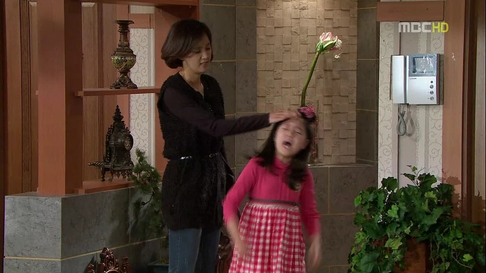 [지붕뚫고하이킥] 떡실신 제조기와 지옥에서 온 식모의 술주정.jpg | 인스티즈