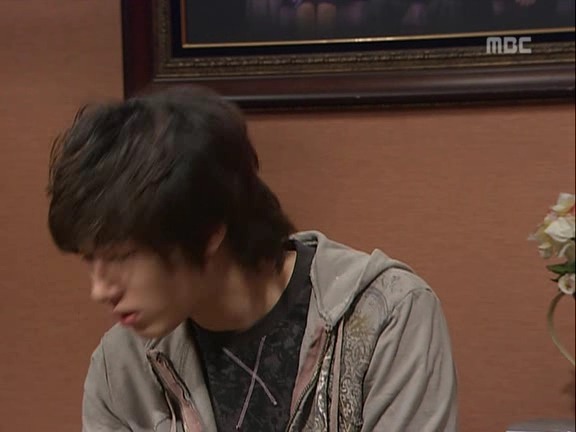 [거침없이하이킥] 카리스마 민호 ㅋㅋㅋㅋㅋㅋㅋㅋㅋㅋ.jpg | 인스티즈