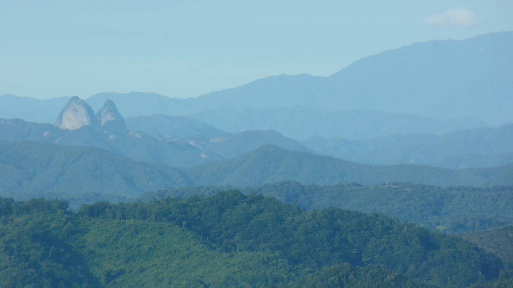 전북 전주 오봉산 정상에서 본 태고의 신비를 간직한 진안 마이산과 임실 옥정호 풍경 (안구정화) - 인스티즈(instiz) 이슈 카테고리