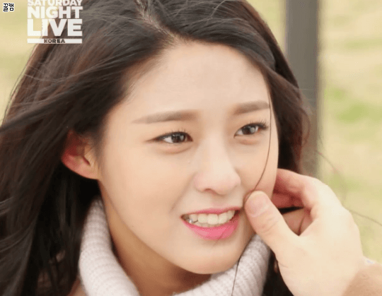 1월 3일 설현이 생일 기념해서 한번 올려보는 사진들 | 인스티즈