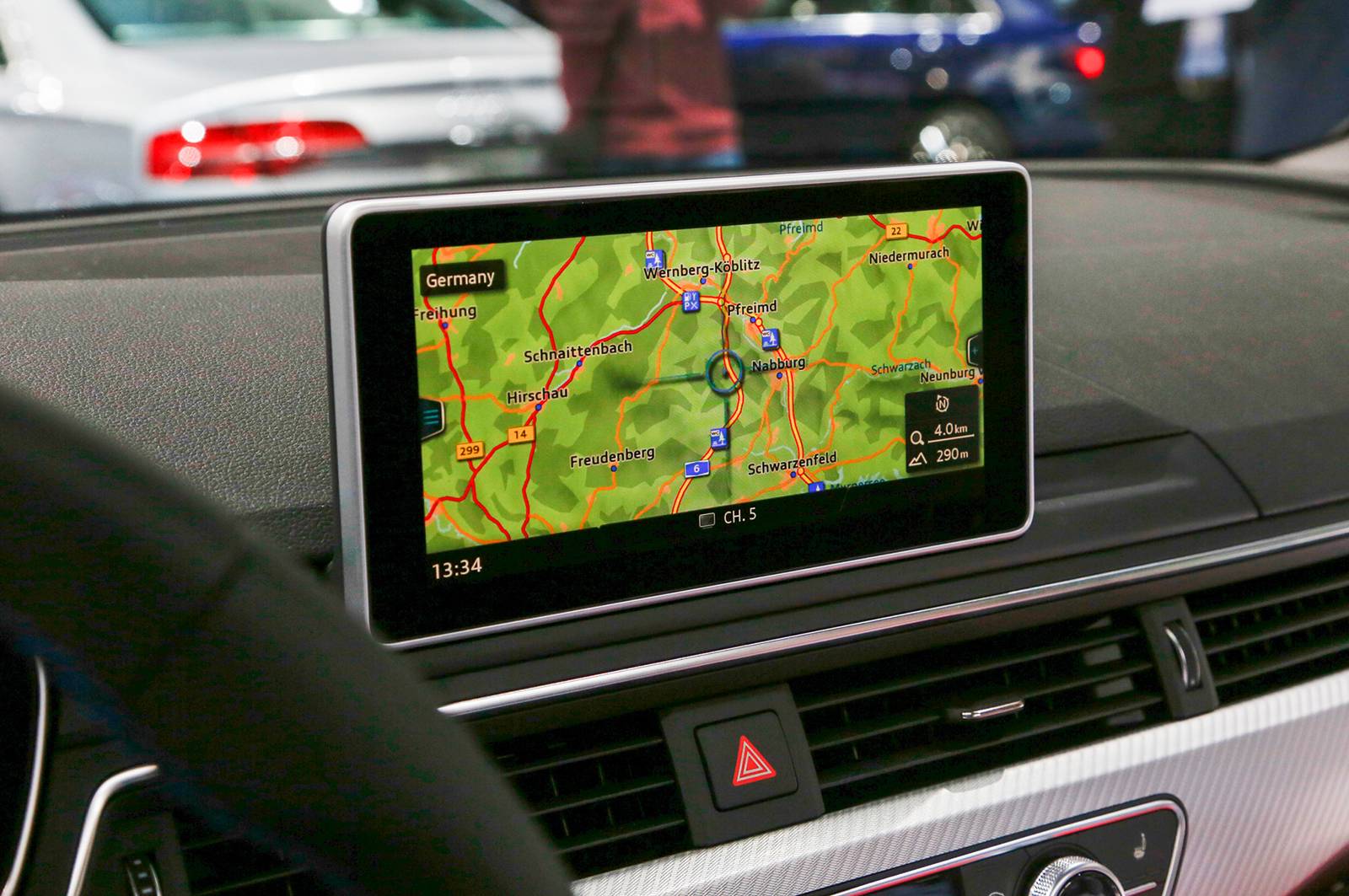 아우디 신형 A4 올로드 콰트로 | 인스티즈