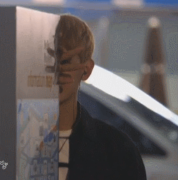 연상 철벽녀가 연하남에게 적극적으로 변하는 과정.gif | 인스티즈