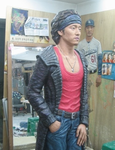 잘만든 연예인 조각상 | 인스티즈