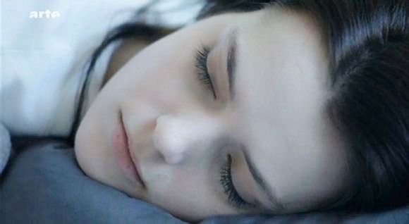 [록산느메스키다] 말그대로 충격적이었던 비쥬얼 (15) | 인스티즈