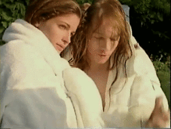 [스테파니세이무어] 항상 엉덩이 가슴 투탑으로 정점을 찍은 슈퍼 탑모델(뒷태주의) | 인스티즈