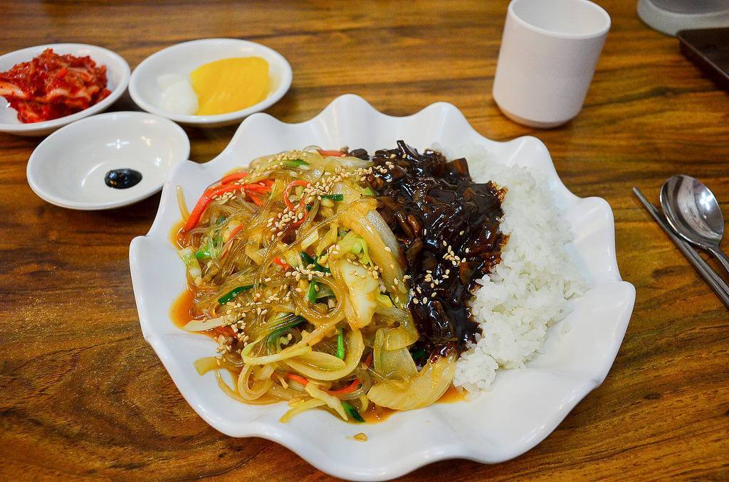 아랫지방에서 잡채밥 먹는법 | 인스티즈