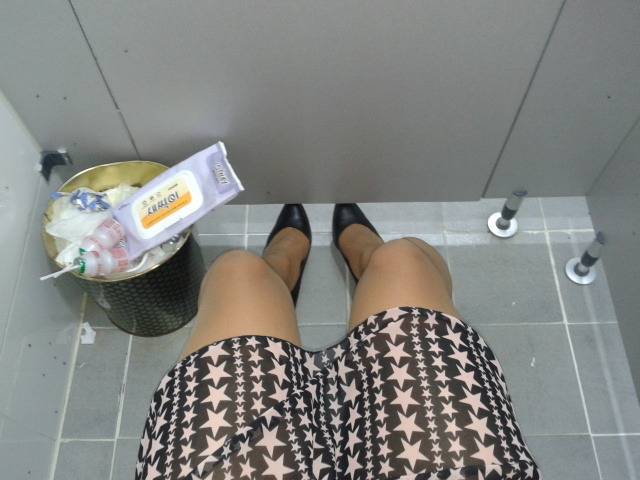 여자화장실에 가는 cd형냐들 | 인스티즈