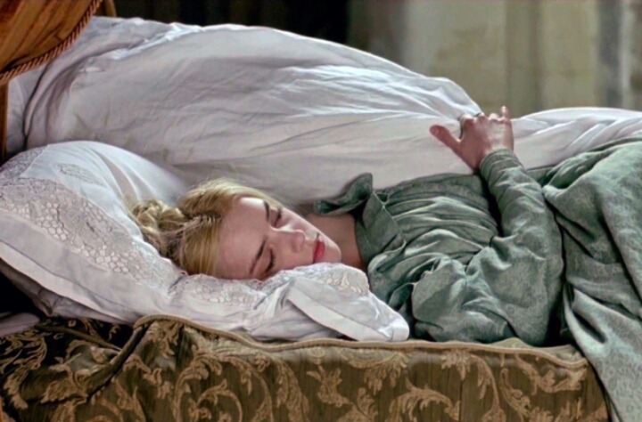 [록산느메스키다] 말그대로 충격적이었던 비쥬얼 (15) | 인스티즈