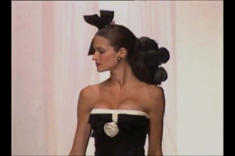 [스테파니세이무어] 항상 엉덩이 가슴 투탑으로 정점을 찍은 슈퍼 탑모델(뒷태주의) | 인스티즈