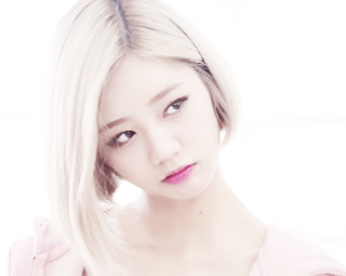 [응답하라1988] 공부못해서 언니한테 깨지는 덕선이.gif | 인스티즈