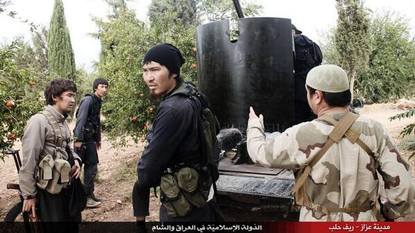 동아시아인으로 추정되는 ISIS 멤버들 .JPG | 인스티즈