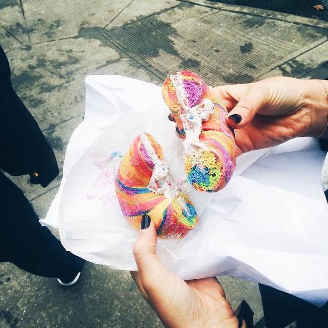 뉴욕에 파는 레인보우 베이글 | 인스티즈