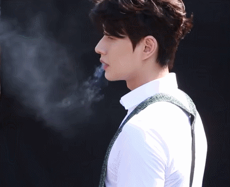 담배를 왜 피우는지 모르겠다는 박해진 | 인스티즈