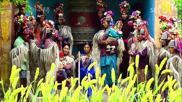 티벳 브록파 마을의 흔한 커플.JPG (부러움 주의) | 인스티즈