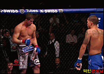 코너 맥그리거에게 가장 위협적인 상대.gif | 인스티즈