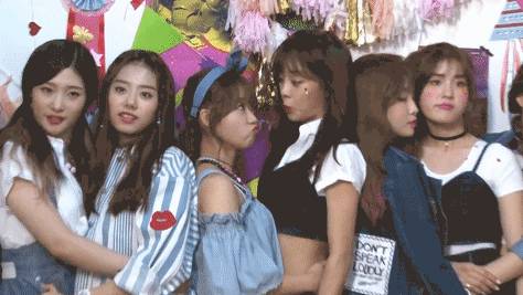 아이오아이에서 가장 좋아하는 김세정-최유정 커플.jpgif | 인스티즈