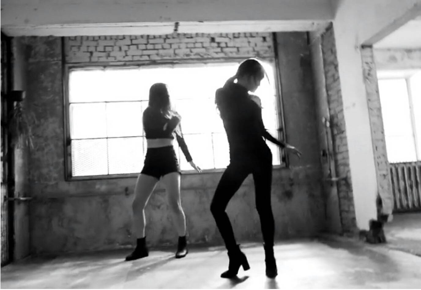 "치명적 움직임” 태민 무브 댄스 커버한 청하 (영상) | 인스티즈