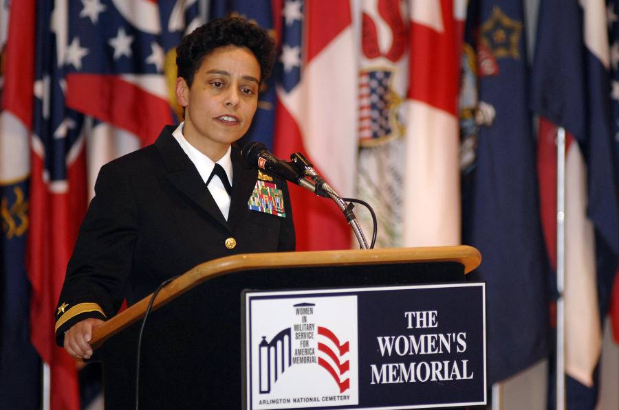 미국 해군 역사상 여성 4성 장군 탄생 | 인스티즈