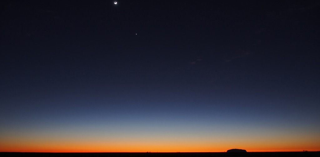 BGM필수주의) 어딘가 모르게 몽환적이고 센치해지는 배경화면 모음 1탄 | 인스티즈