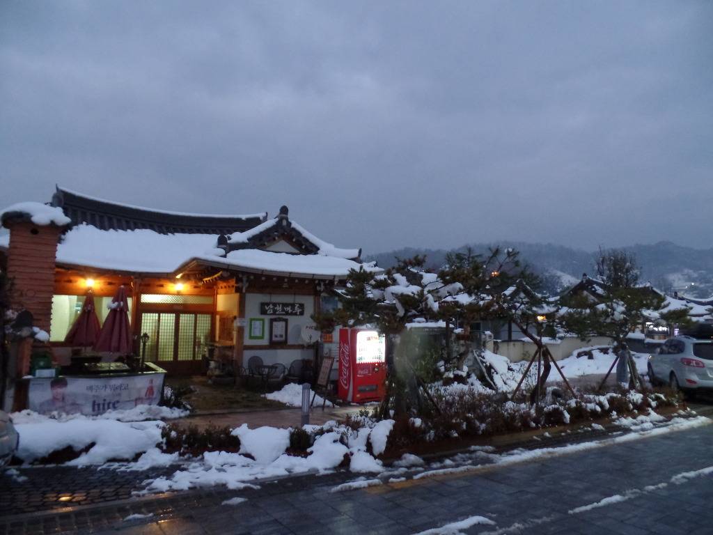 전주한옥마을 남천교 아치형의 아름다운 다리위의 한옥 누각 설경 및 야경 (안구정화) | 인스티즈